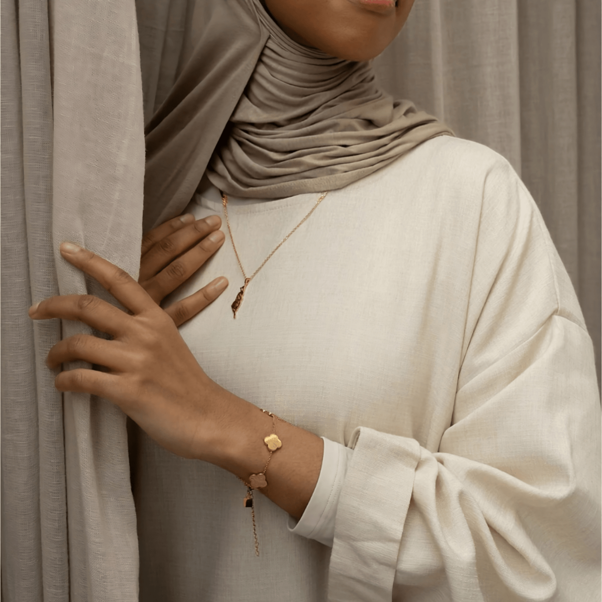 NUUR Sabr Bracelet – 18K Gold Plated, Non - Tarnish | Gift - Ready Islamic Jewelry - NUUR | Islamic Jewelry